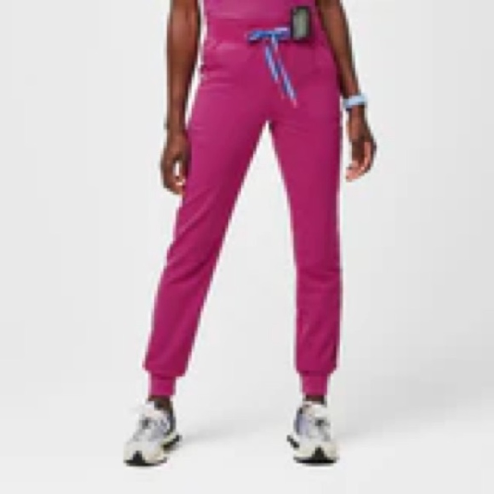 Figs Clara Raspberry Sorbet Scrub Joggers